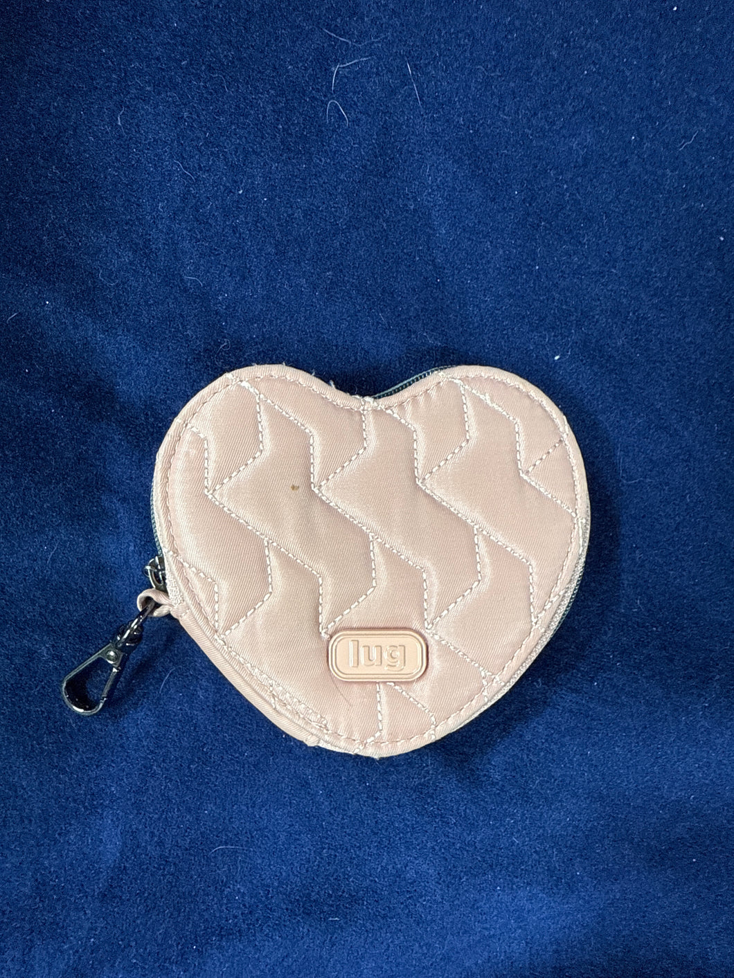Lug Heart Shaped Rose Change Purse
