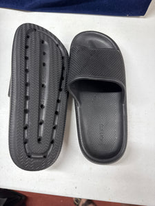 Blk Joomro Foam Slides Like new! - size Womens shoes: 8
