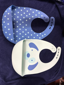 2 Bl Silicone Crumb Catcher Bibs