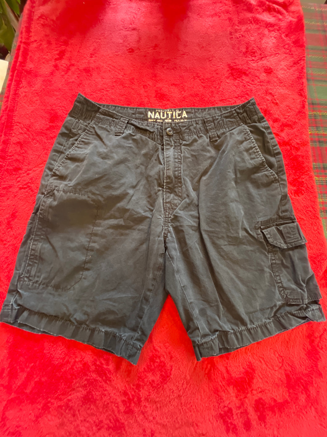 Nautica Blk Shorts - size Small