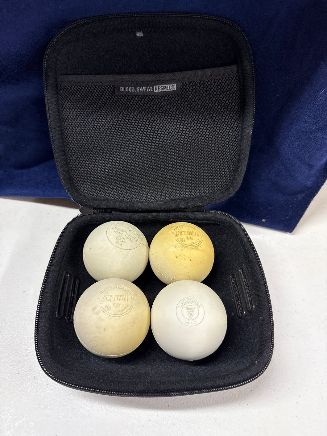 4 Lacrosse Balls In Blk Zippered Case