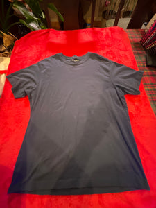 Eddie Bauer SS Navy Tee - size Large