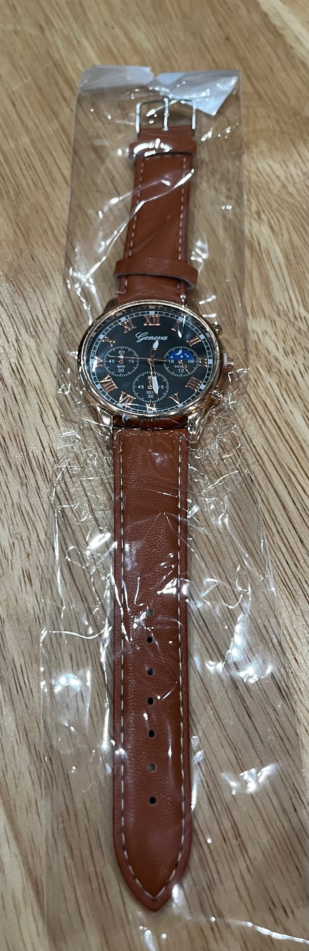 NEW Geneva Watch w Leather Band