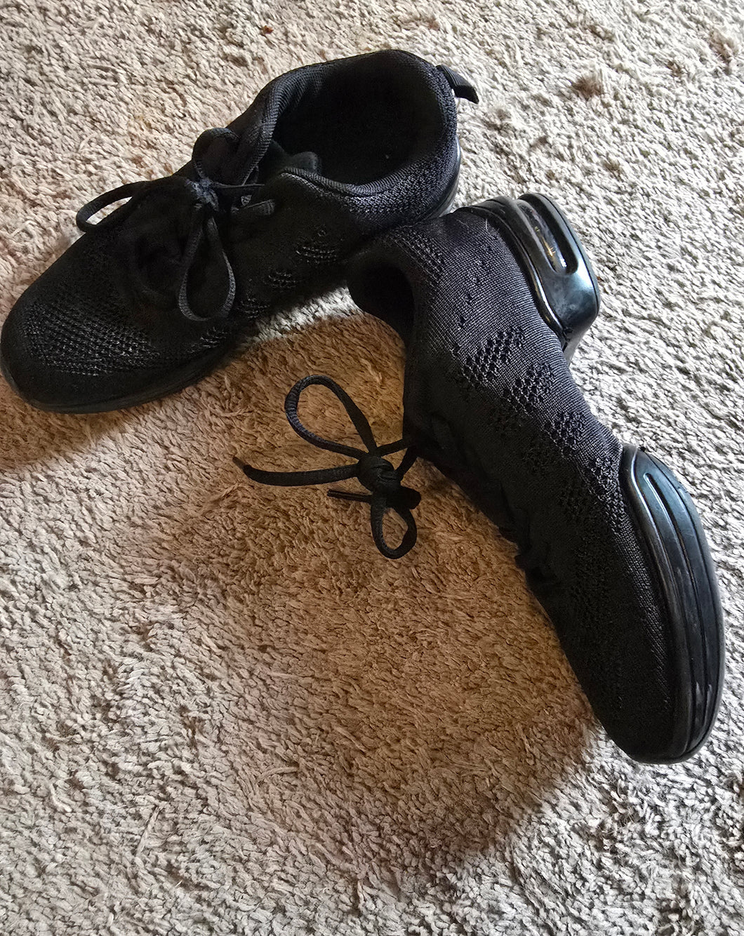 Revolution hiphop shoes Girls dance sz 6 - size 6