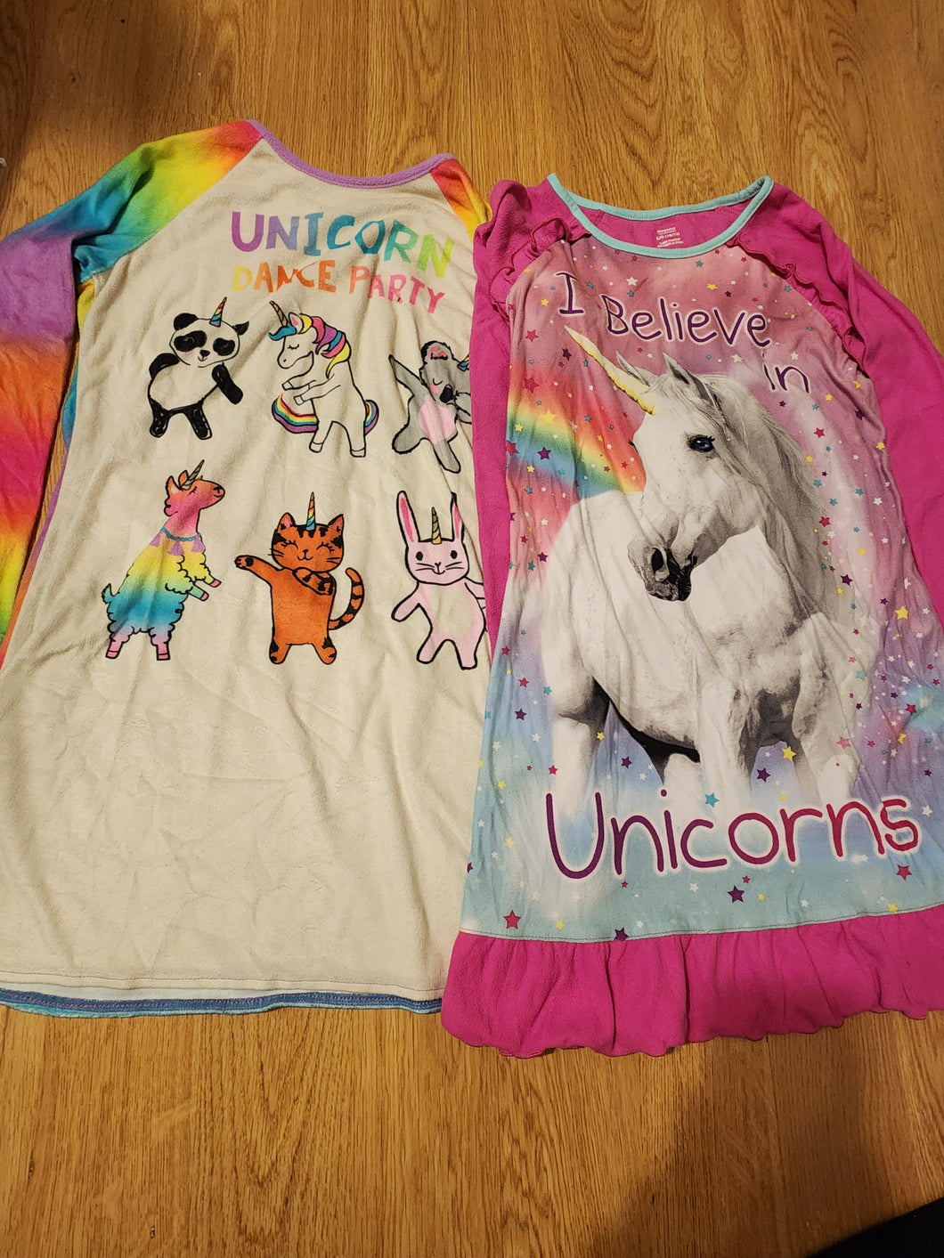 2 fleece nightgowns Pk-unicorns/Dance Party - size 10