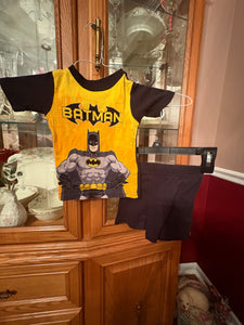 Batman 2pc PJ Set Shirt sleeve w/ shorts - size 3/3T