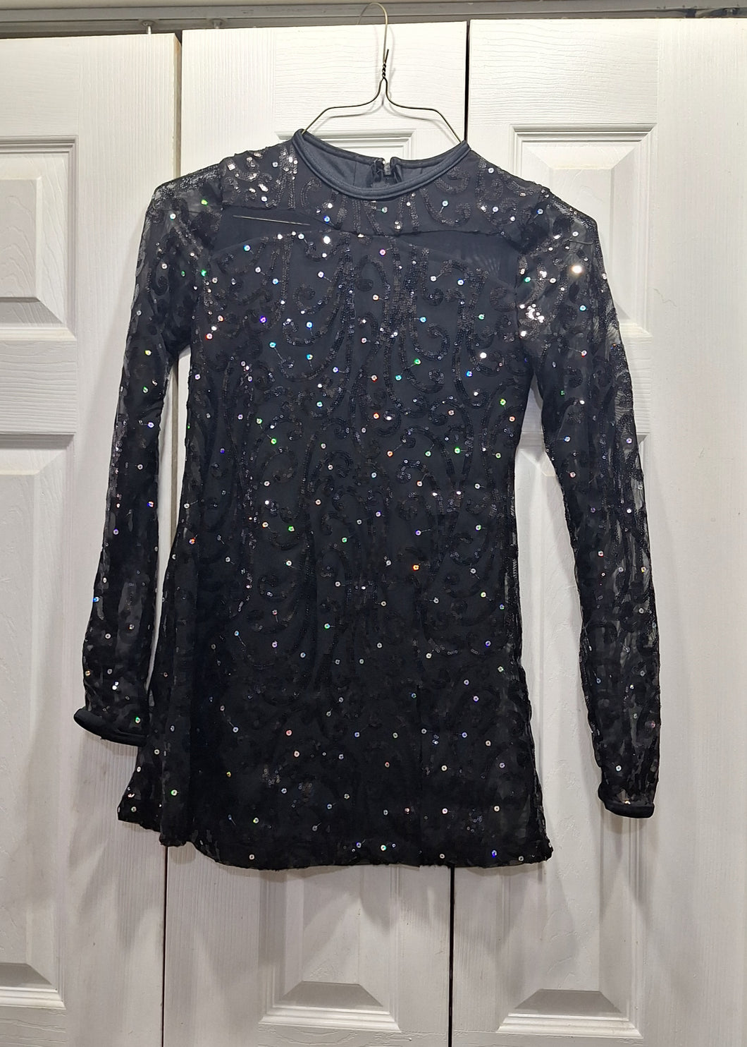 WEISSMAN BLACK SEQUIN RAP/JAZZ COSTUME SZMA - size Medium