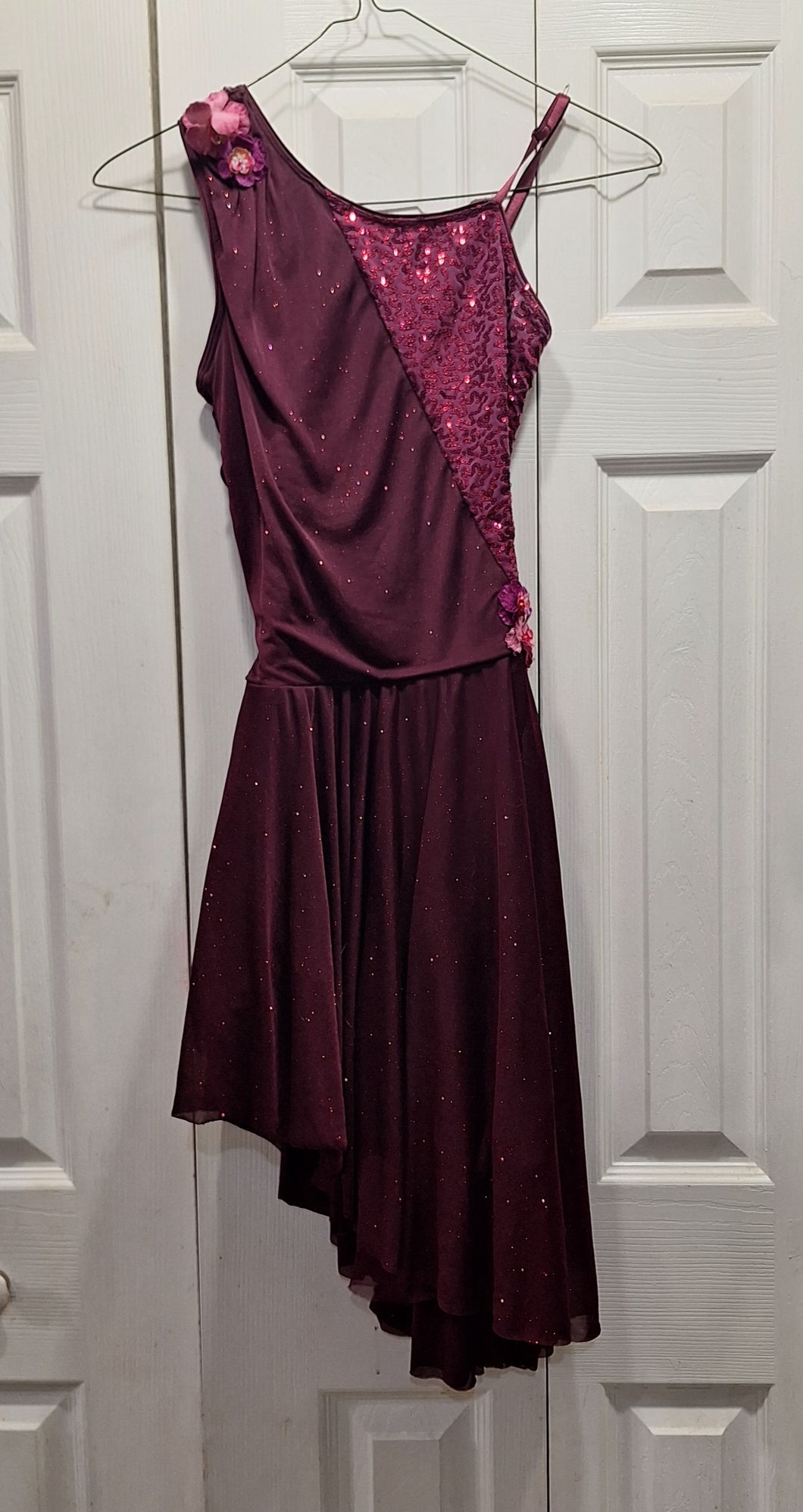 REVOLUTION WINE COLORED DANCE COSTUME SZ MA - size Medium