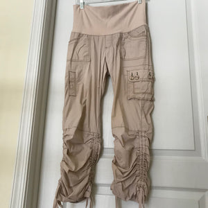 Old Navy khaki ruched leg capris - comfy&cute! - size X-Small