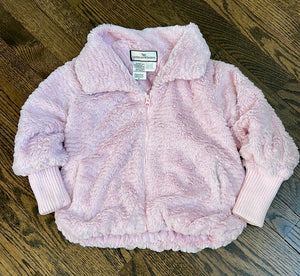 Pink faux fur cozy jackt w/trendy bubble hem - size 6