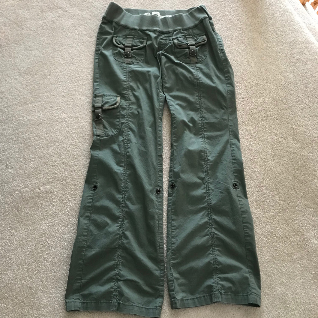 Old Navy green roll-up cargo pants-versatile! - size X-Small