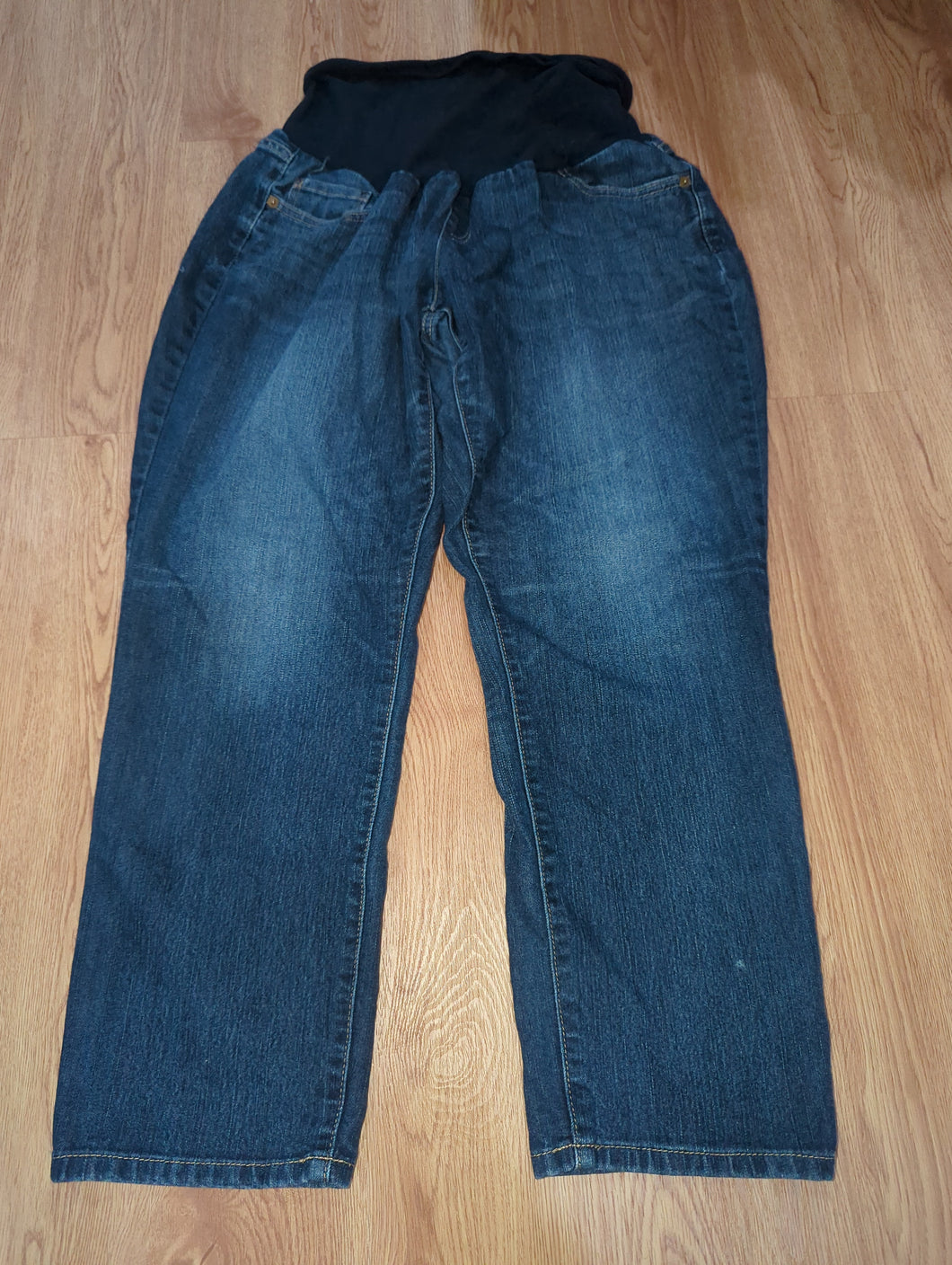 Oh Baby Blue Jean Capris - size X-Large