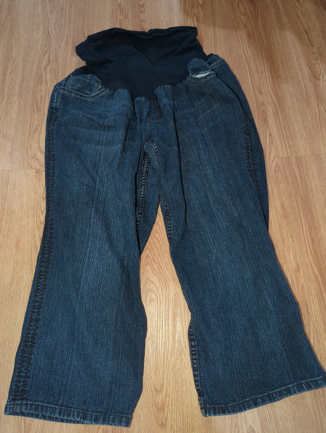 Oh Baby Blue Jean Capris - size X-Large