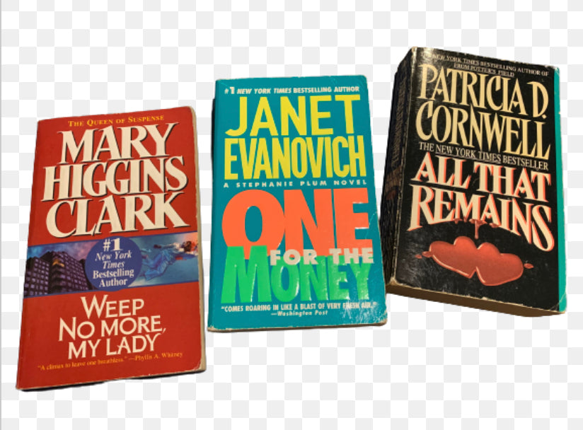 3 paperback titles Clark, Evanovich, Cornwe
