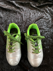 DSG Soccer Cleats Good condition - size Shoes: Toddler Size 10