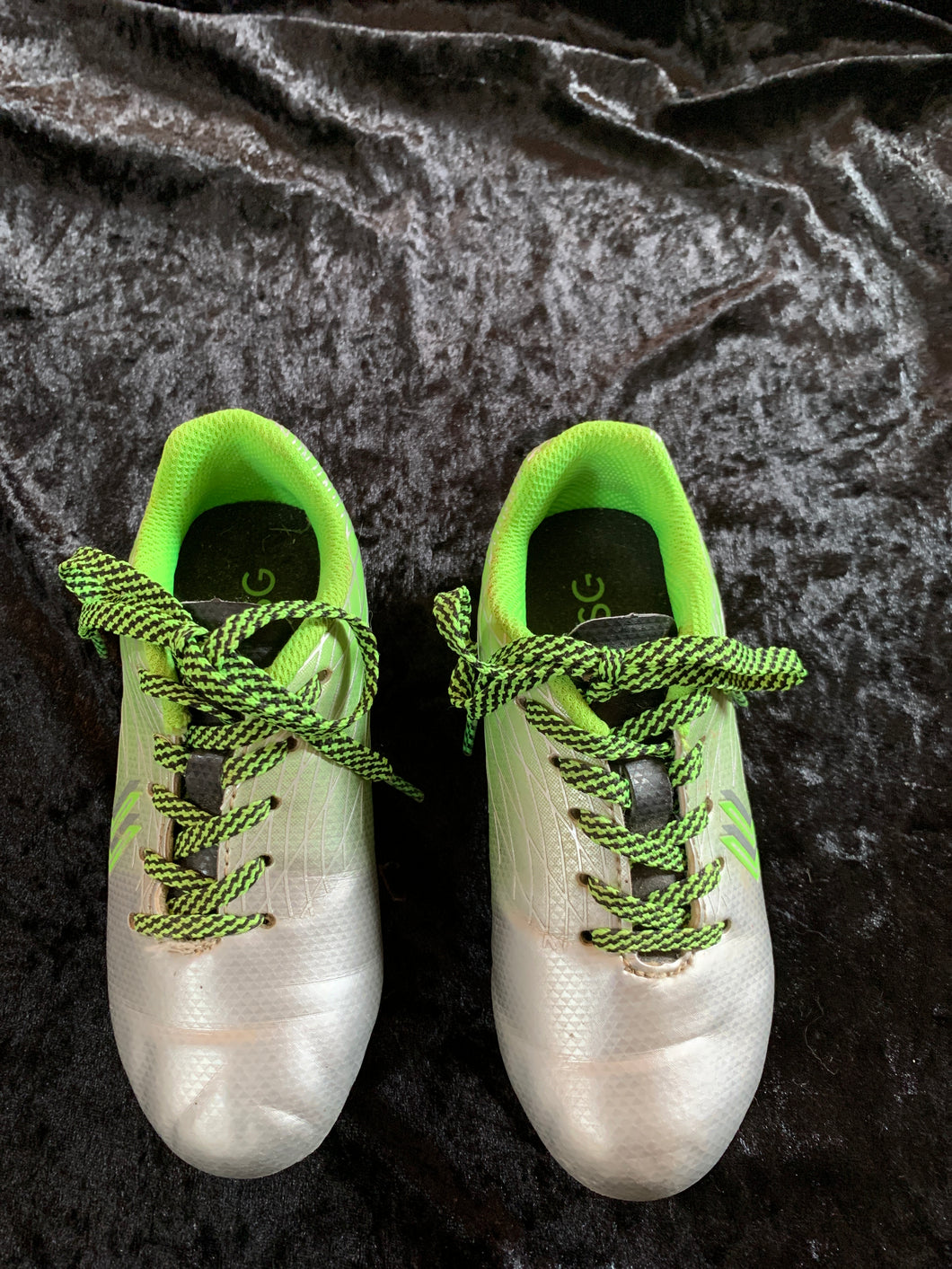 DSG Soccer Cleats Good condition - size Shoes: Toddler Size 10