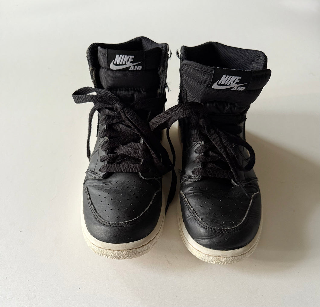 2015 AIR JORDAN RETRO HIGH OG CYBER MONDAY - size Shoes: Youth 5
