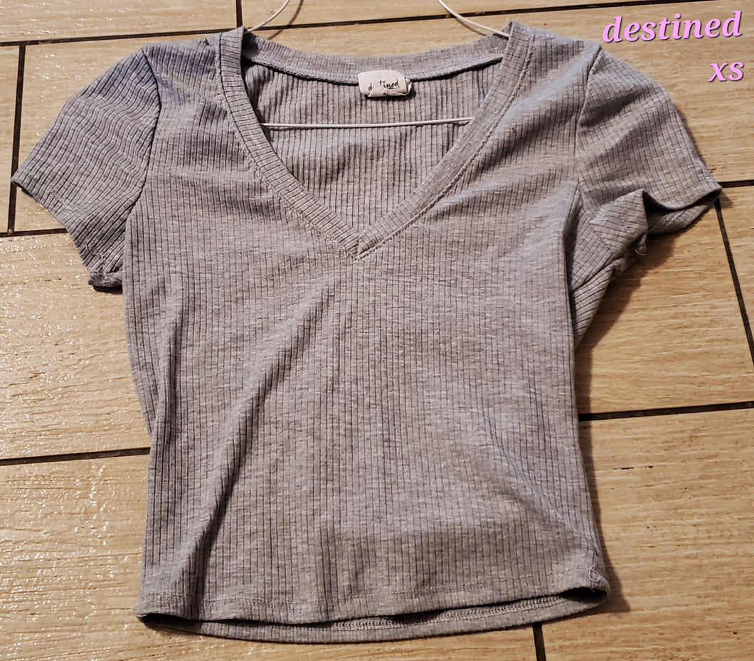 destined grey crop top - size Small