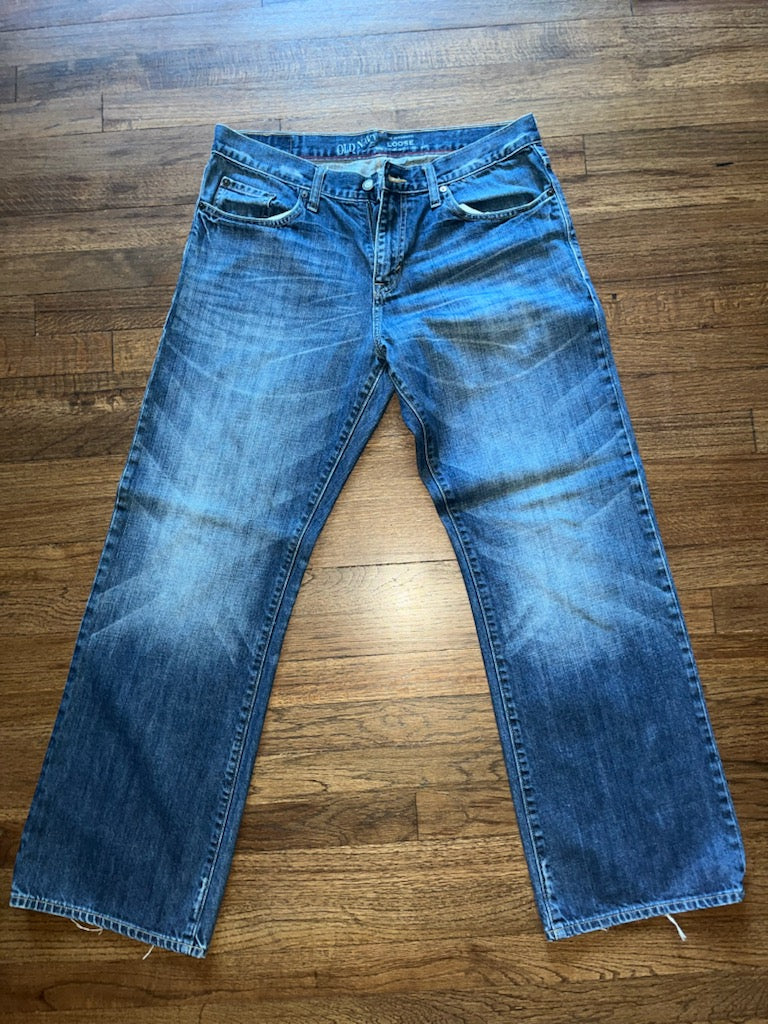 old navy jeans 34x32 loose jeans