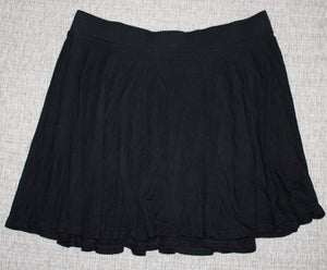 Decree Black Skirt - size Large