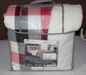 Comforter Set Full/Queen retails $35 - size Twin