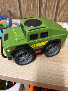 Army style vehicle Buttons make noises