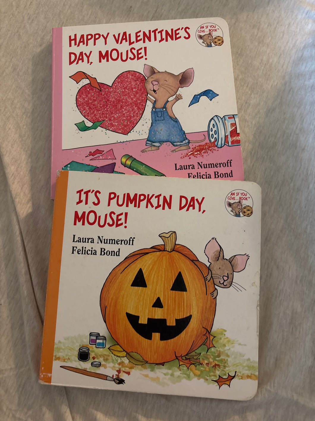 2 holiday board books Good shape