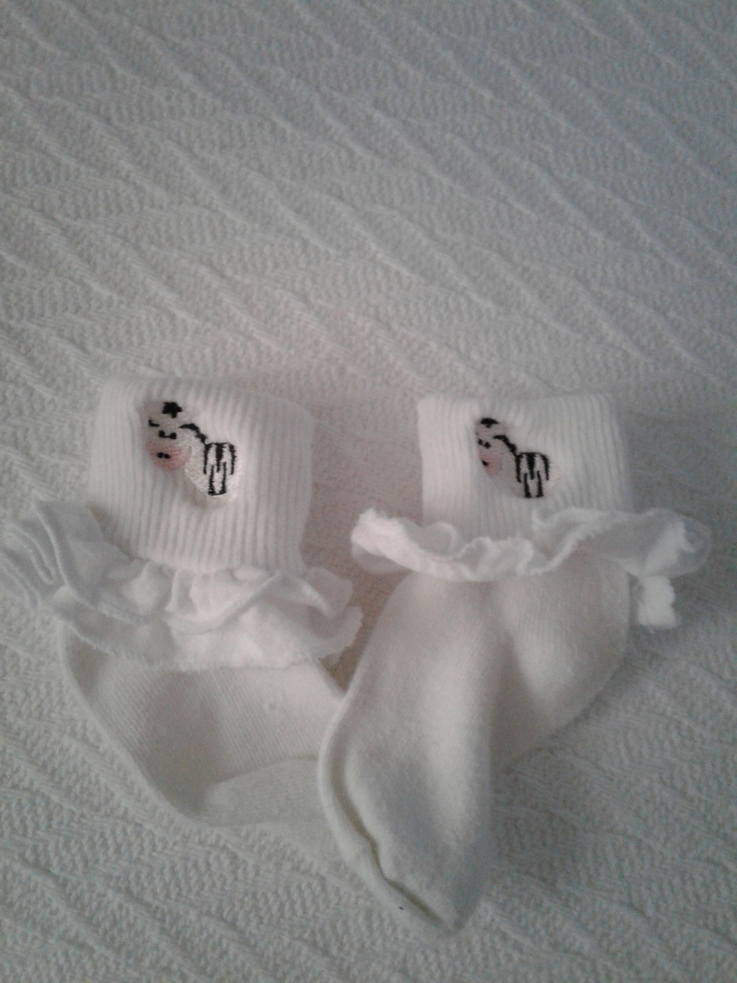 Socks shoe size 4-7 Zebra embroidered