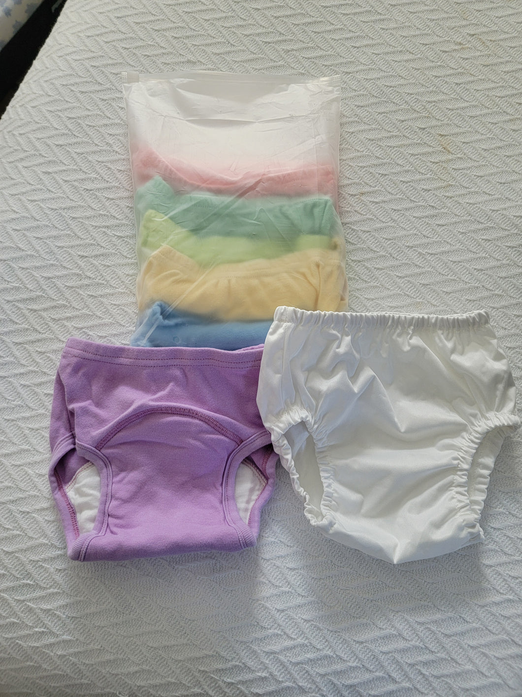 Training pants Brand new - size 3/3T