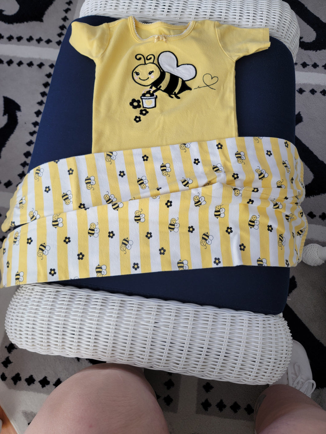 Gymboree Bumblebee shirt pants - size 5/5T
