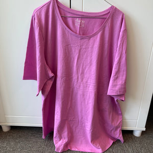 D&Co Pink Stretchy Tee Like New - size 2X
