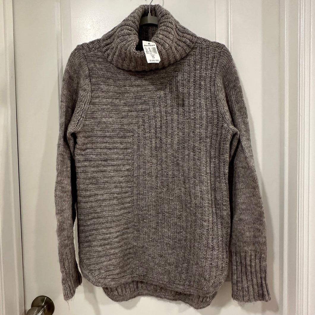 NWT Dressbarn Grey Sweater - size Small