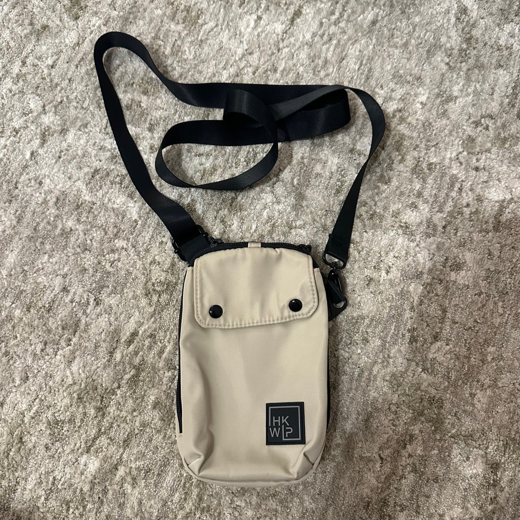 Ihkwip Cross Body Bag Light Tan/Black