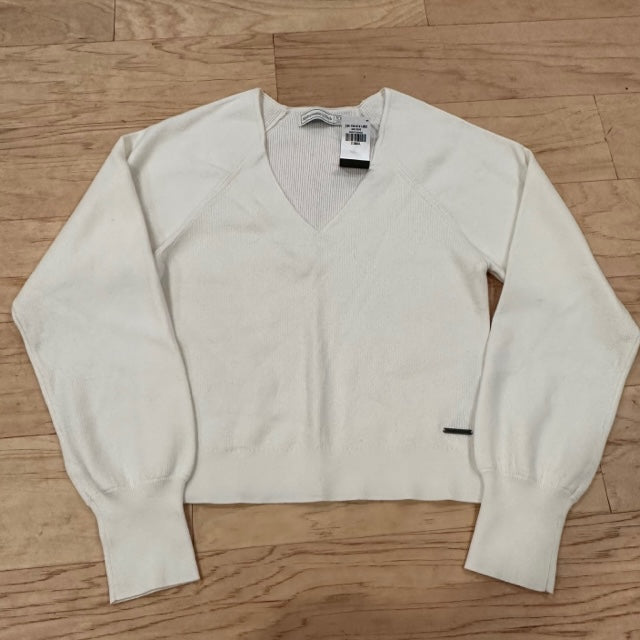 NWT Abercrombie Cream Sweater Vneck - size X-Small