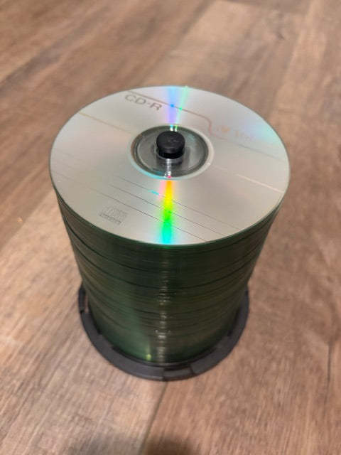 Blank CD-R 100 pack Stack has plastic lid