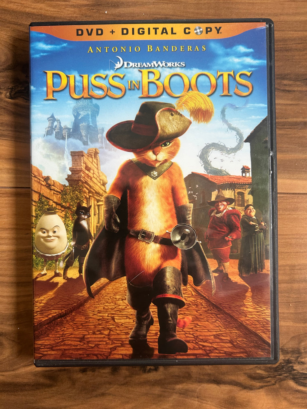 Puss in Boots on DVD by Dreamworks