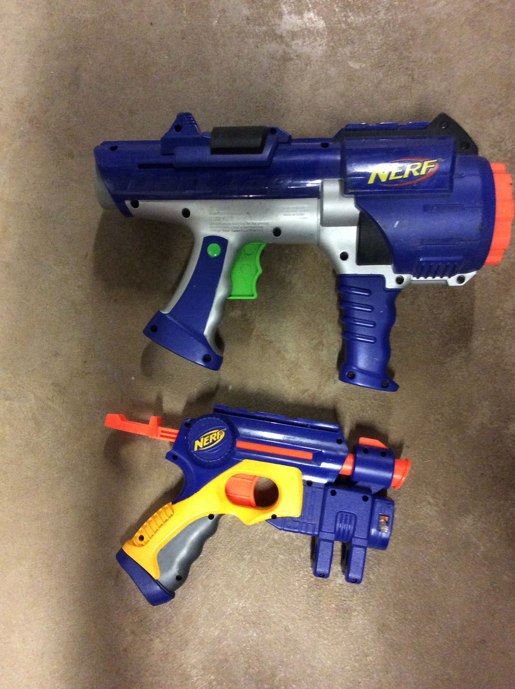 2 Nerf guns
