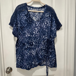 Westbound Navy Blue Printed Top Tie Detail - size 2X