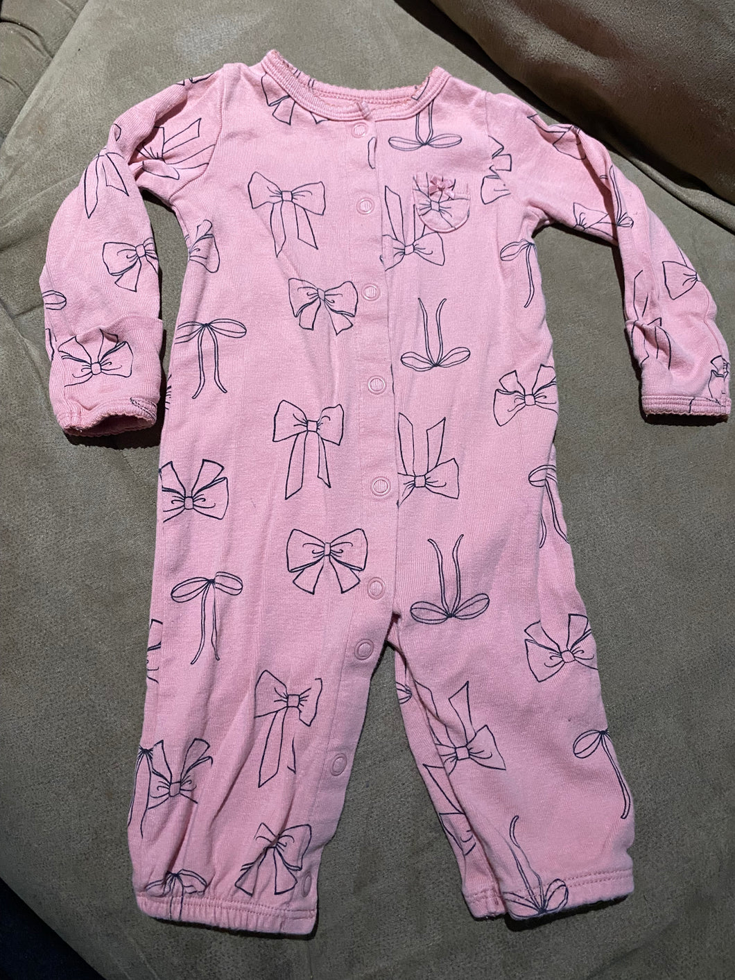 Carters Convertable Pj To Sleep Gown-Bows - size 3 Months