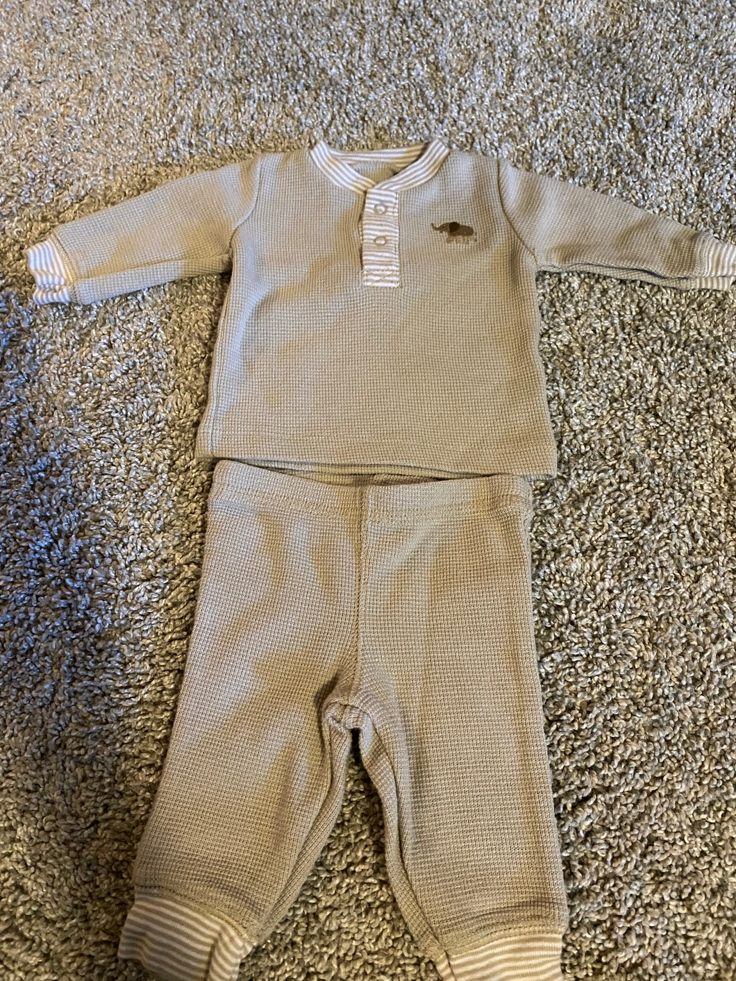 Carters L/S Thermal Set Beige/Tan Elephant - size Newborn/0