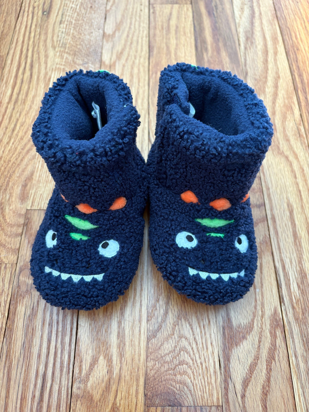 Monster Slippers Size 5/6 - size Shoes: Toddler 5