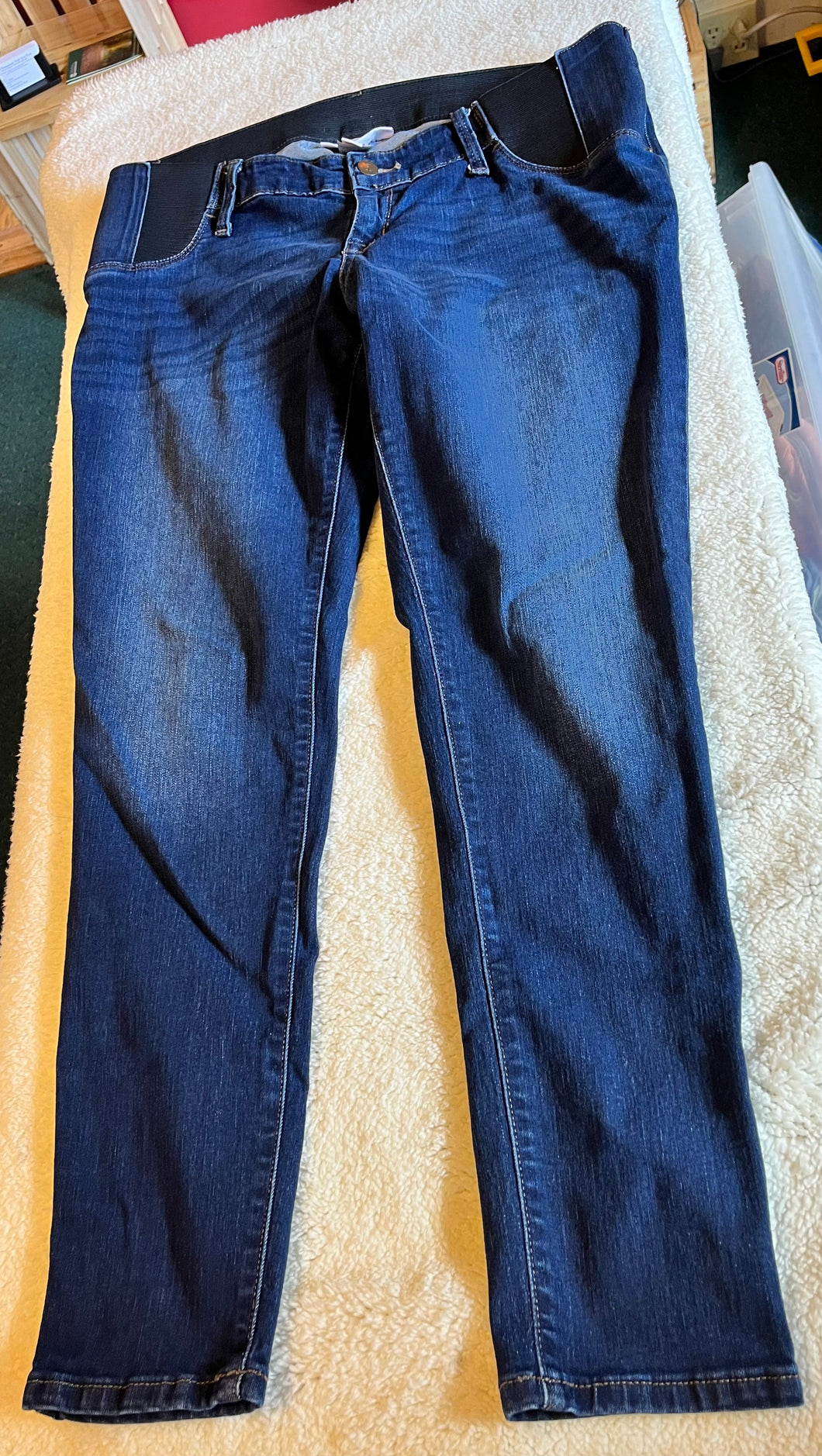 Isabel Maternity Skinny Jeans - size 10