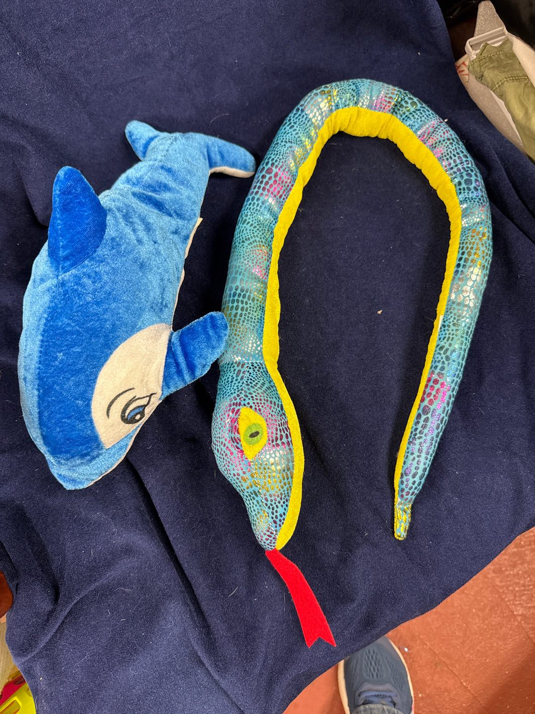 Bl/Ylw Snake & Bl Dolphn