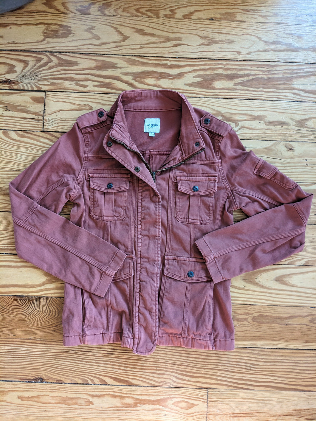 Maroon Jacket Zipper + snap closure - size Small