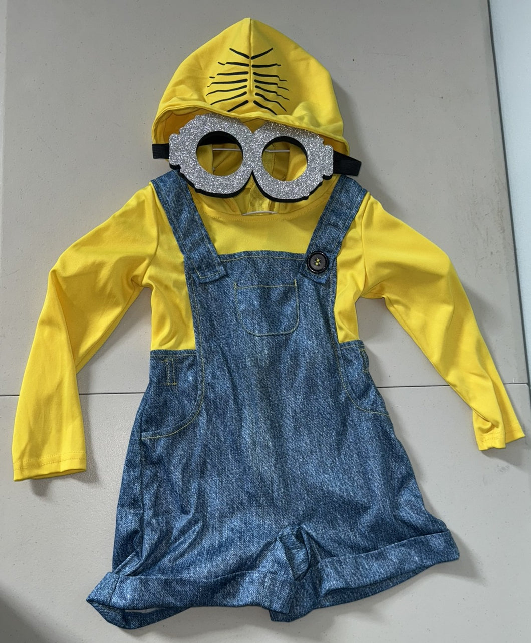 Minion Costume with mask Shorts 2/3t - size 2T