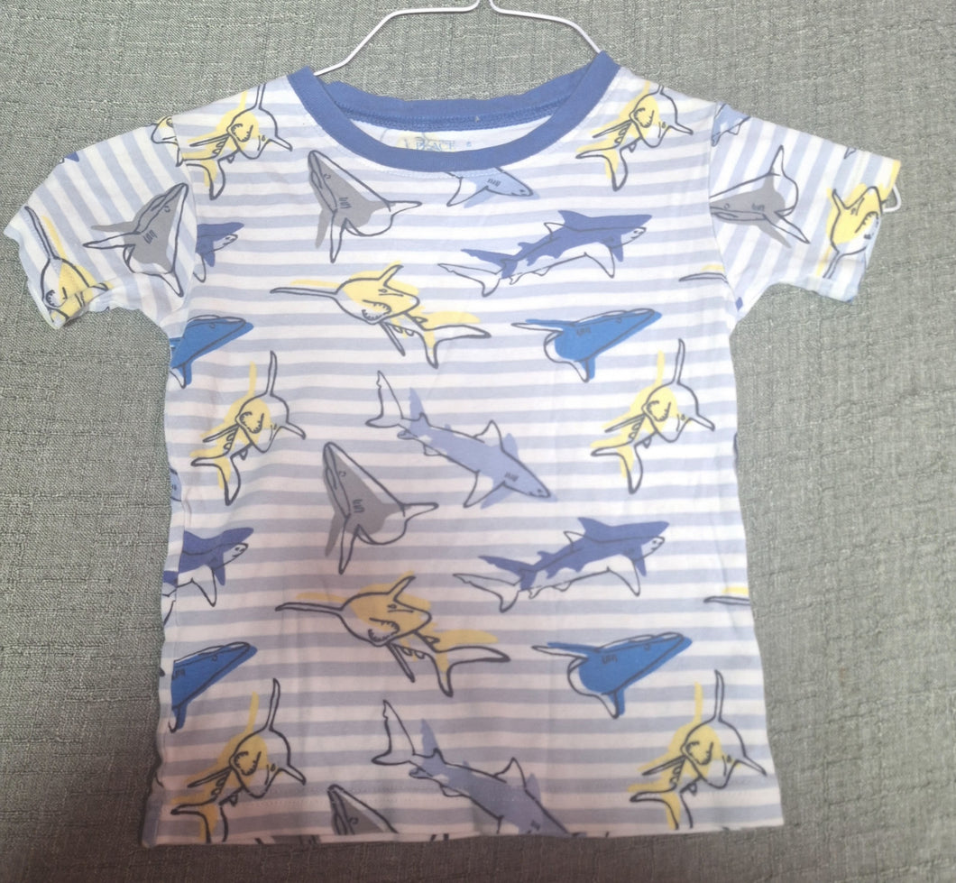 THE CHILDRENS PLACE SHARK PJ SHIRT - size 6