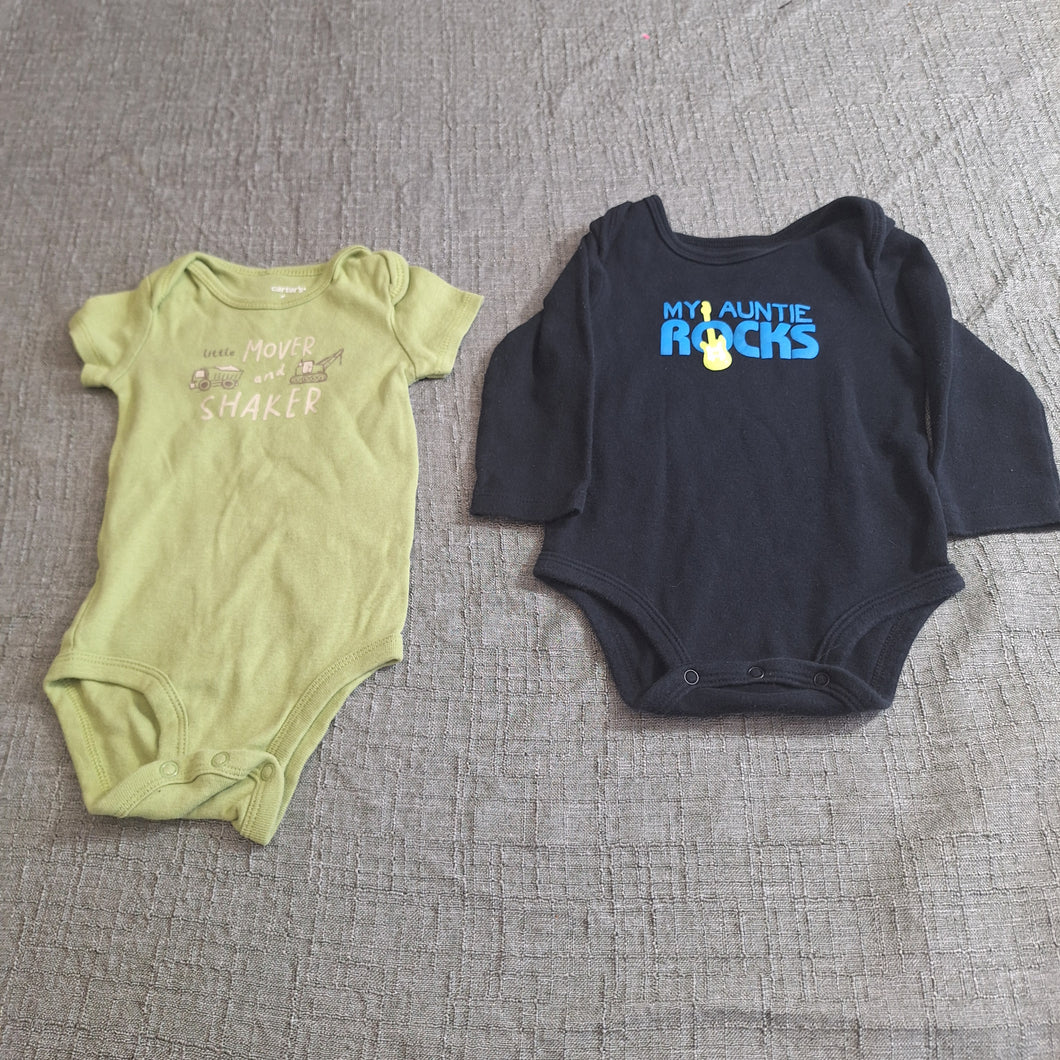 MY AUNTIE ROCK BLACK 12M GREEN MOVERS & SHAKER 6M - size 6 Months