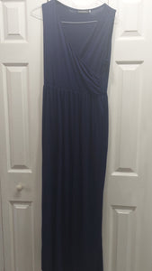 DAMISSLY LONG DRESS NAVY BLUE NO SLEEVES - size Large