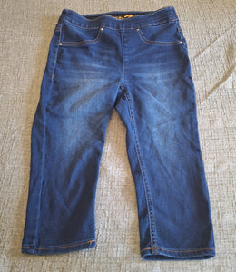 SEVEN PULL UP JEGGINGS CAPRIS SIZE 0,-2-4 - size Small