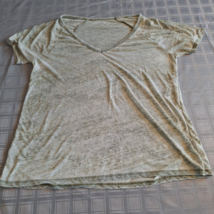 AMERICAN EAGLE SHIRT SHEERISH GREEN/GREY - size Medium